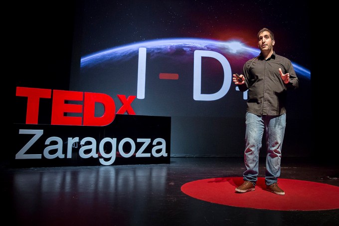 32815326023_c6266d7f79_b